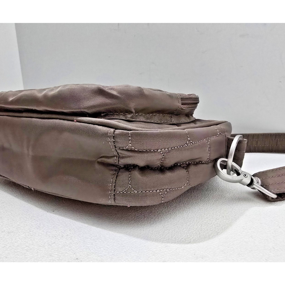 Lug Carousel Crossbody Bag Purse RFID Taupe Quilted - Picture 10 of 16